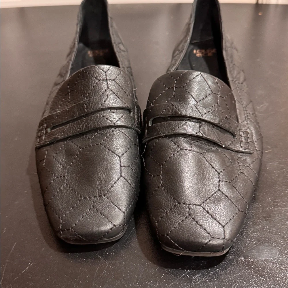 Louise et Cie these black